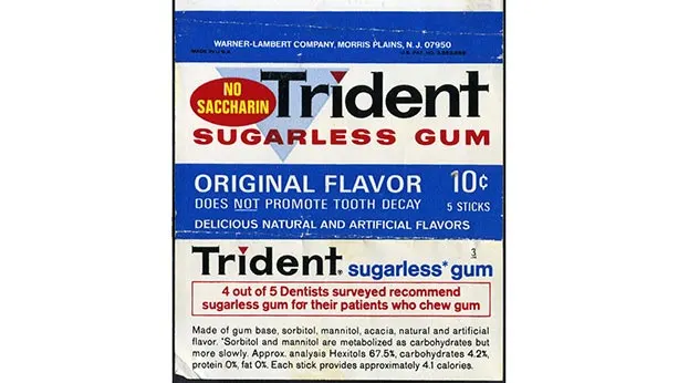 Dentists ad from 1965 stating No saccharin, 4/5 dentists surveyed recommend sugarless gum for their patients who chew gum.