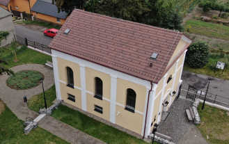 Říman chrání synagogu