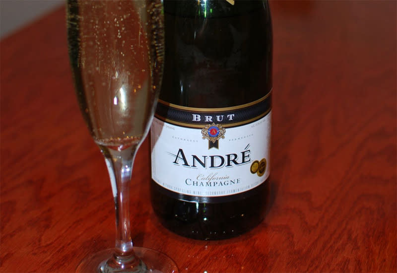 Andre Mimosa Pineapple Sparkling Wine Cocktail, 750ml Glass Bottle