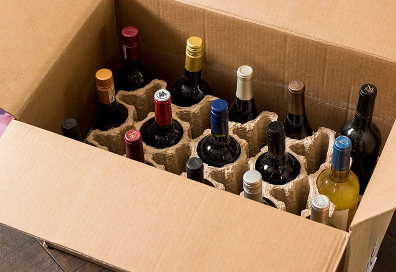 Box of shop wine volume