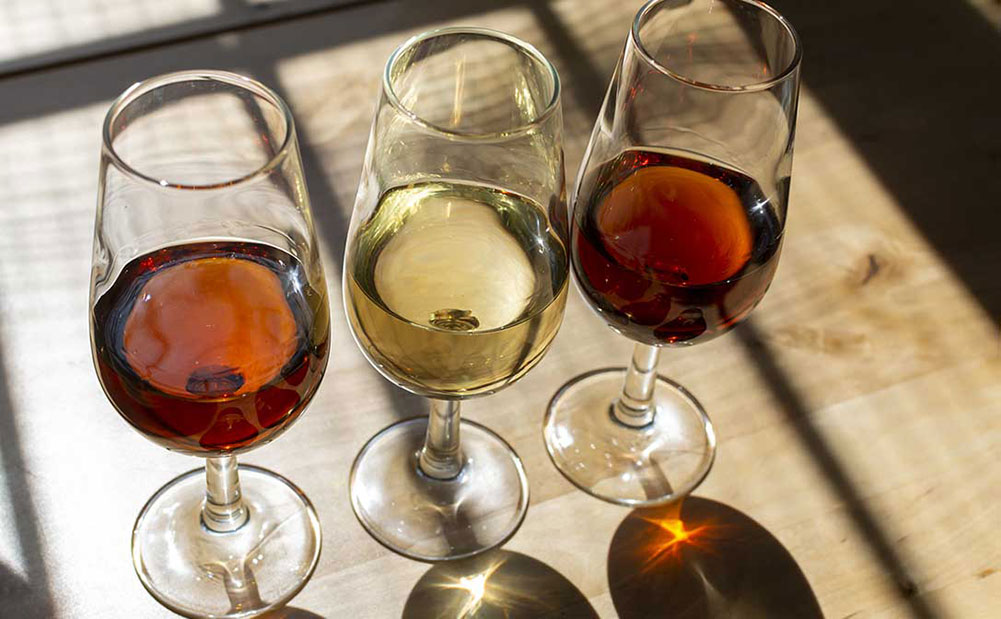 Sherry (Wine Styles, Flavors, 8 Best Bottles 2021)