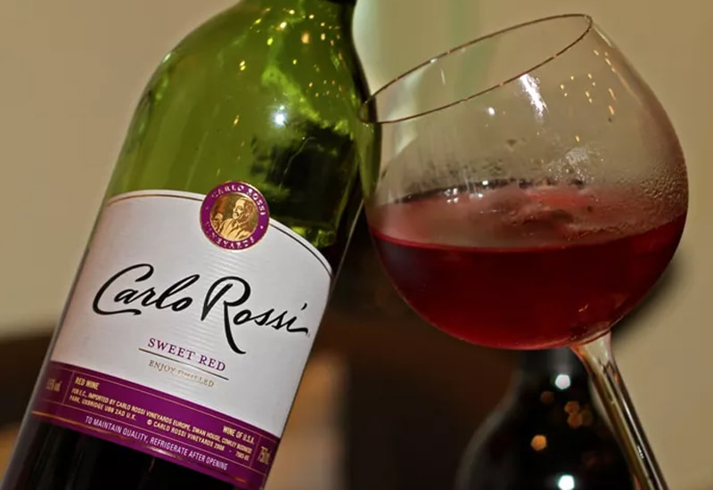 Carlo Rossi Sweet Red Wine (Tasting Notes, Food Pairing Tips)