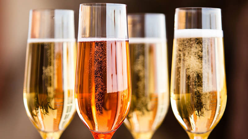 10 Best Sparkling White Wine Bottles To Enjoy In 2024 Taste Styles