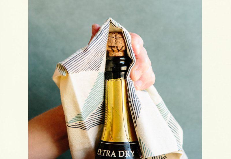 How to Open Champagne Like a Pro 7 Easy Steps