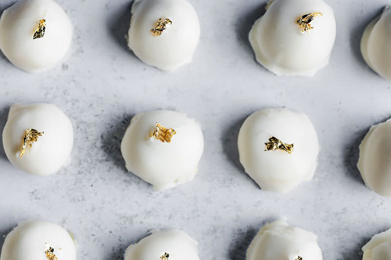 What to Do with Leftover Champagne? Look at Our 13 Amazing Hacks!