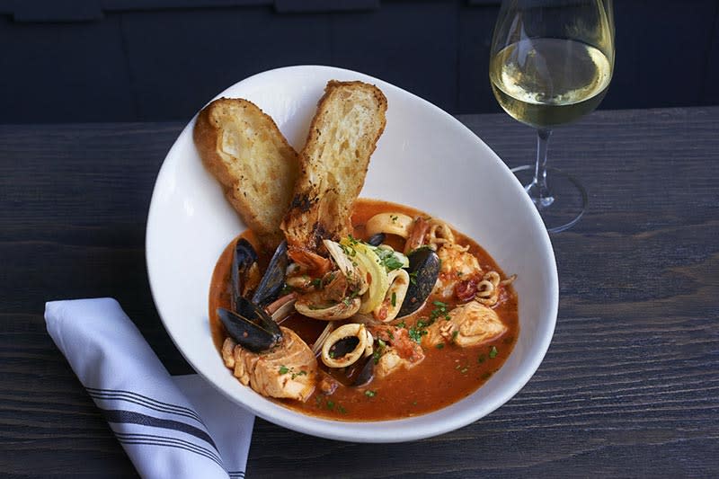 What to Do with Leftover Champagne? Look at Our 13 Amazing Hacks!