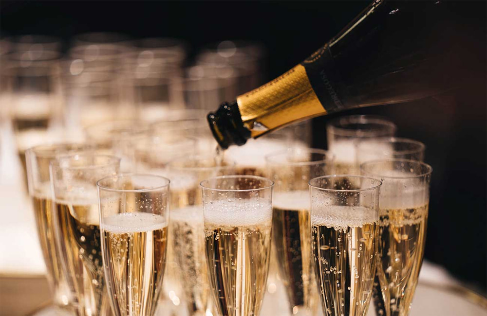 How Long Does Champagne Last Opened? (Tips For Storing Champagne)