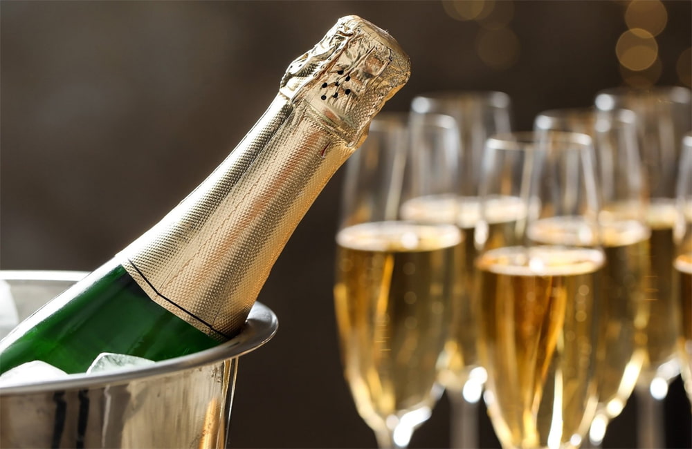 Guide to Calories In Champagne Nutrition Facts & Is it healthy?