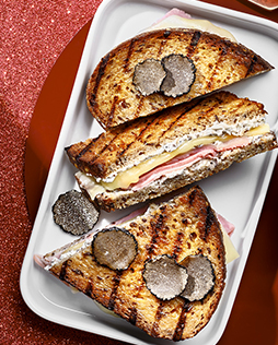 CROQUE-MONSIEUR À LA TRUFFE