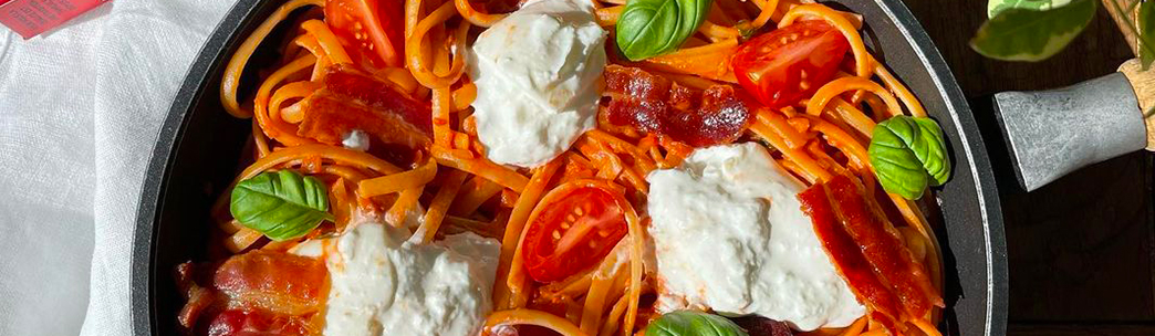 Linguine tomates, burrata et bacon