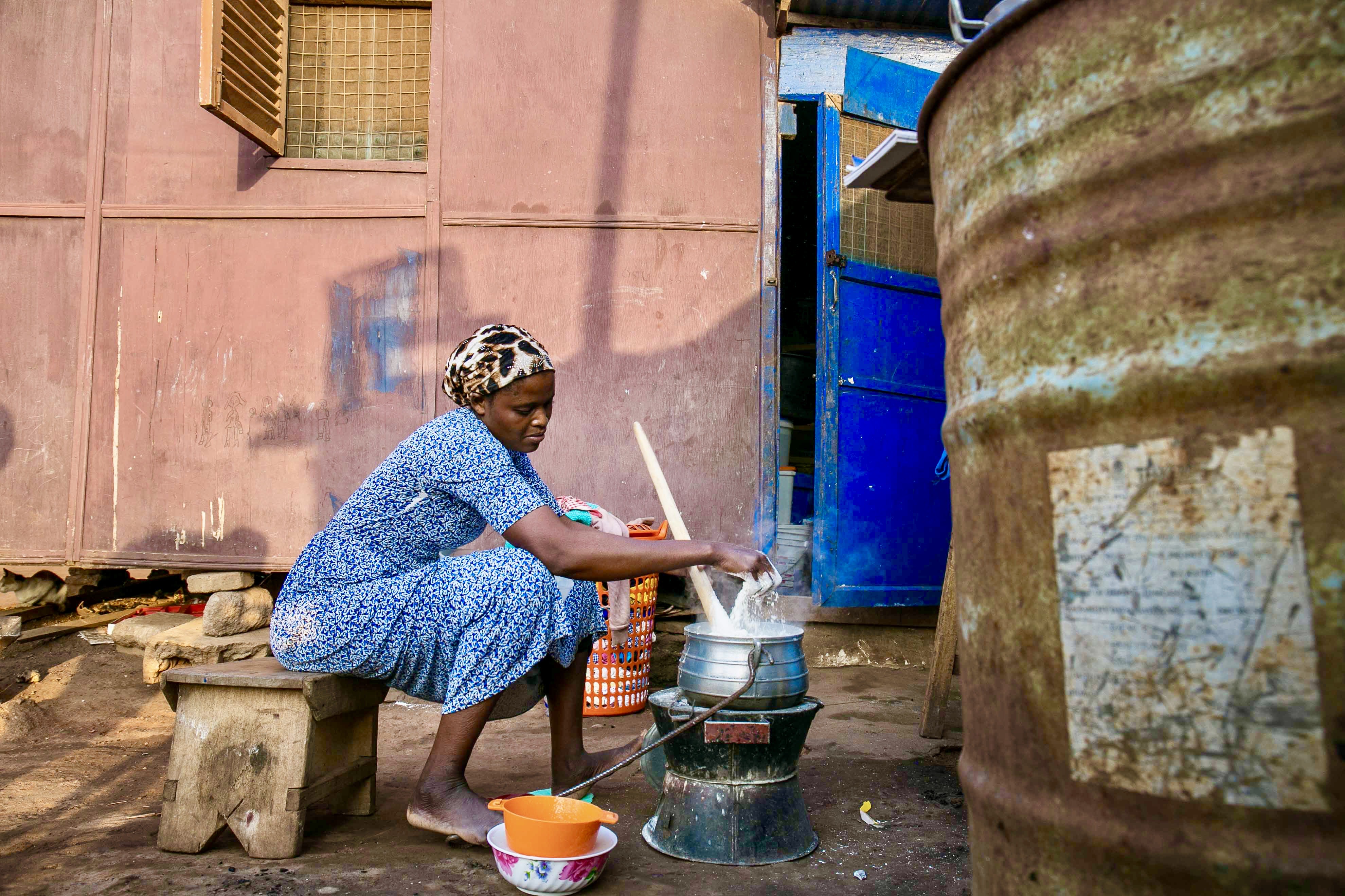 Daily use of the Gyapa cook stove