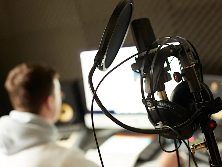 4x3 1328x996 The Warren of Hull Limited