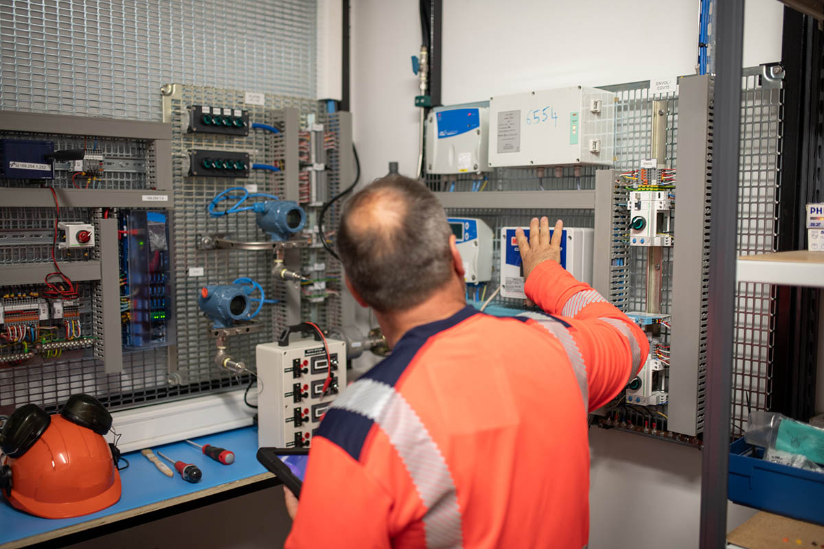 Industrial maintenance