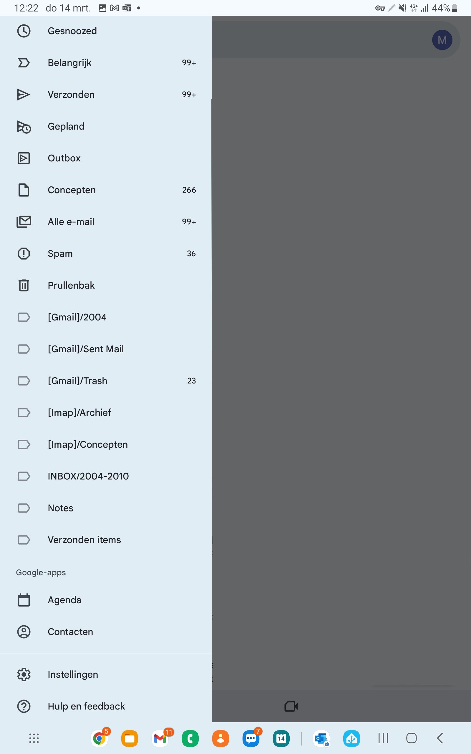 Gmail menu met tandwieltje en 'Instellingen'