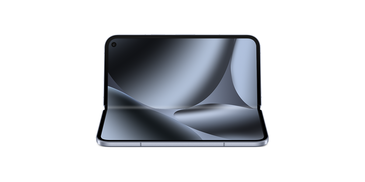 De Google Pixel 10 Pro Fold  in de kleur Moonstone ligt op een zijkant en is half opengeklapt