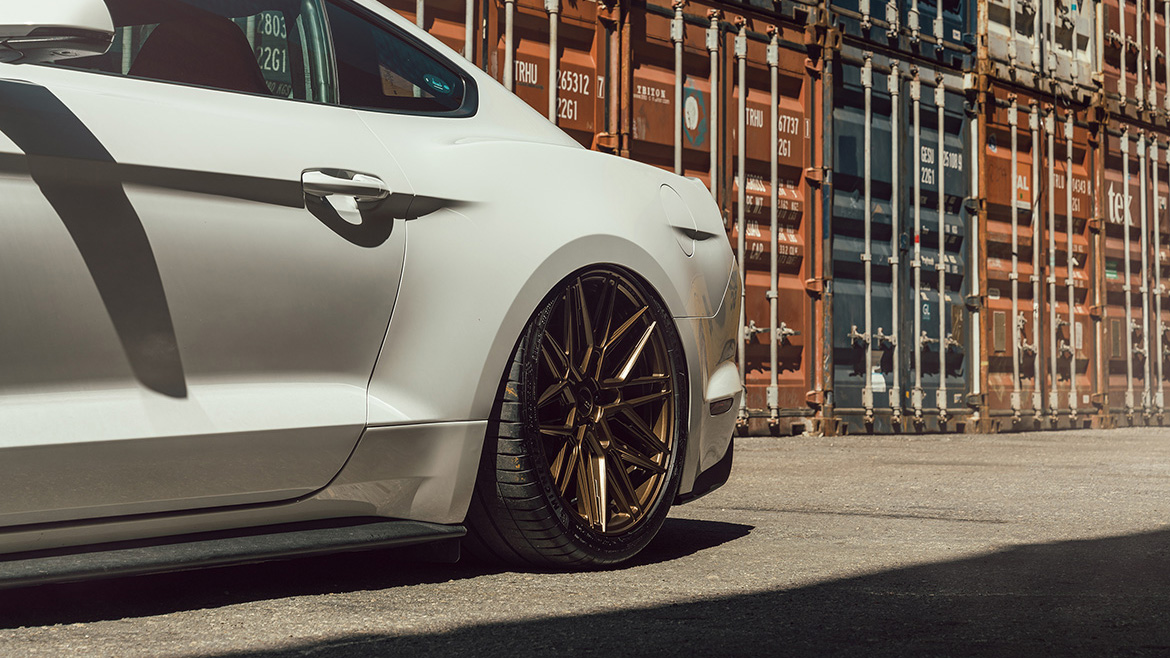 Air Lift Performance Kit for 2020 Ford Mustang S550 | Air Lift