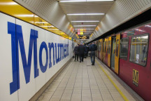 Monument Metro