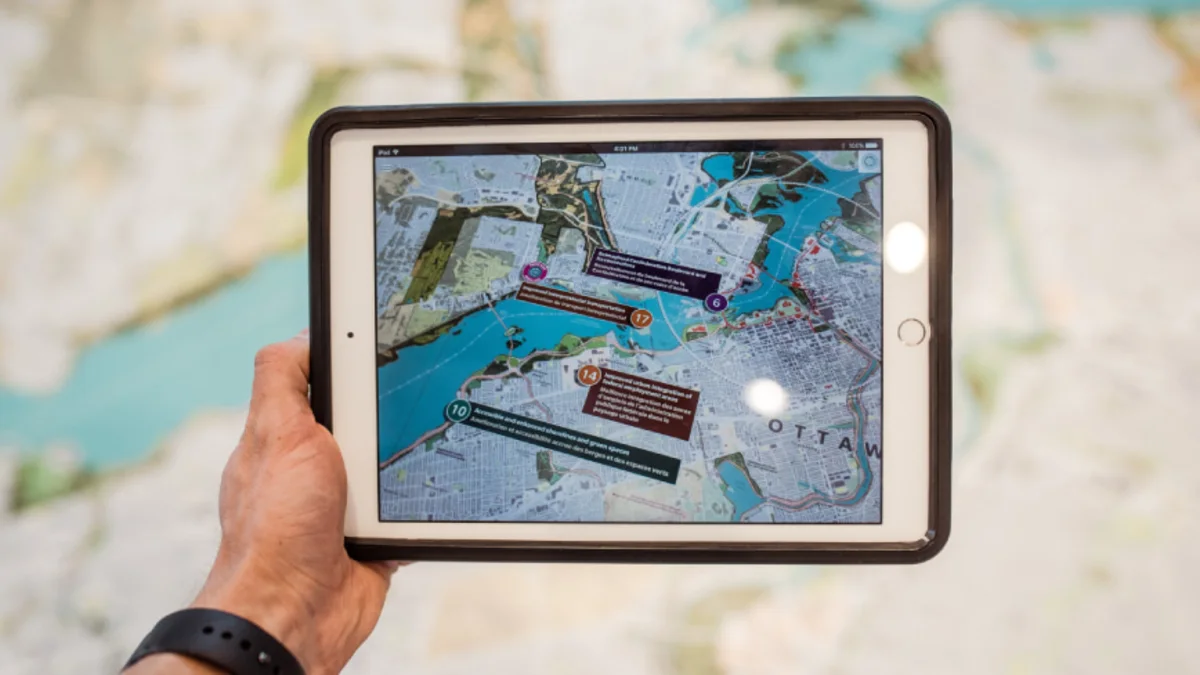 Instant Access to Information (Augment Reality)