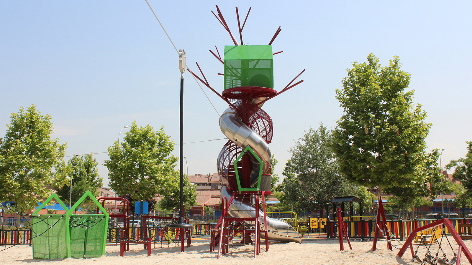 A Treehouse inspired playground in Madrid