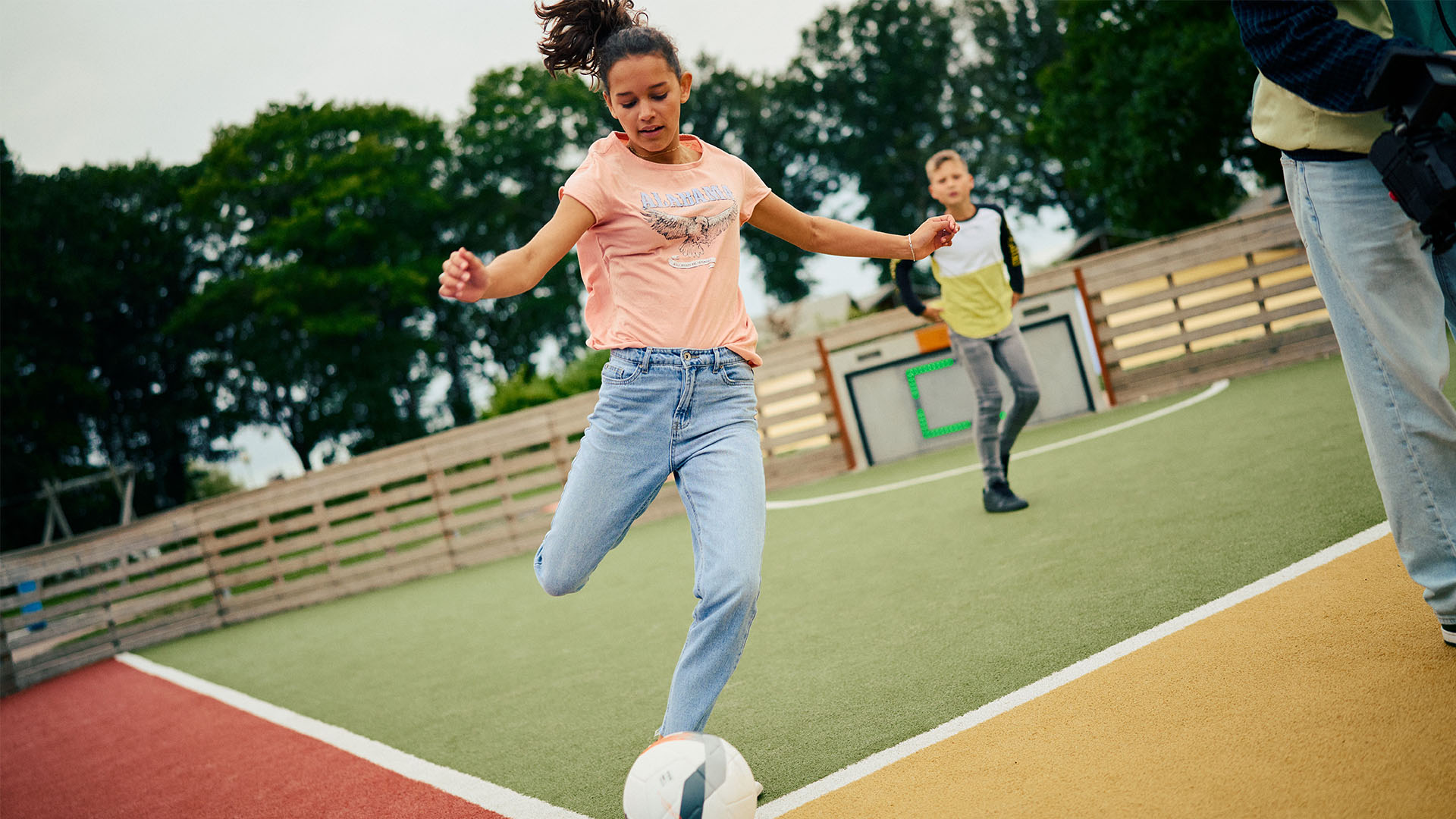 Children playing on the Toro