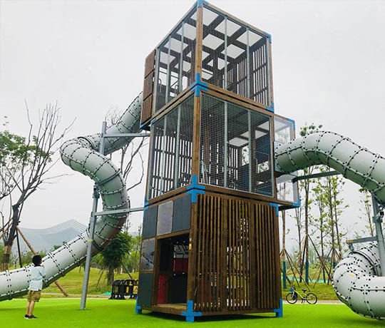 High Cubic play tower in China