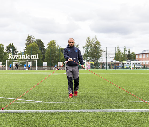 Jalkapallotekonurmen testaus Rovaniemi