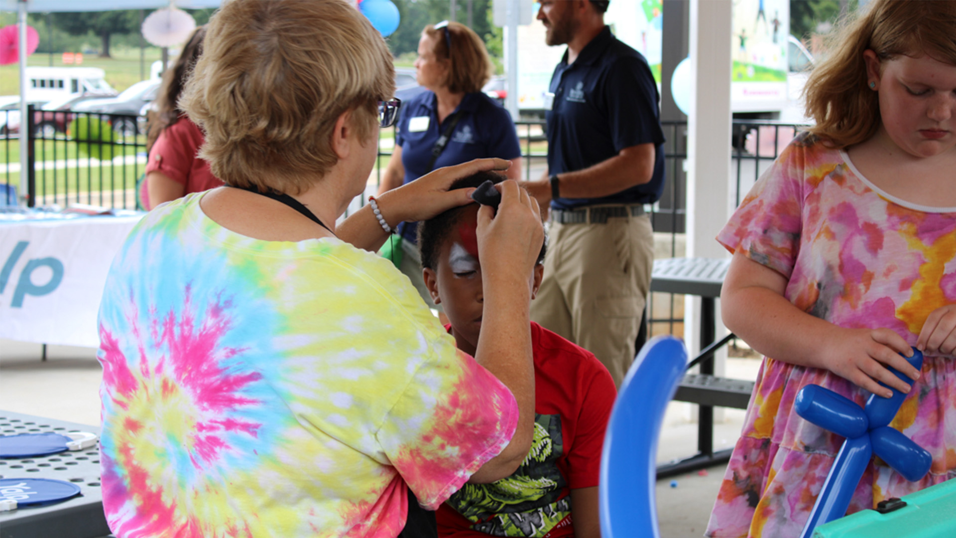 Face painting at the 2022 Roadshow Miracle Park Rock Hill (SC), United States