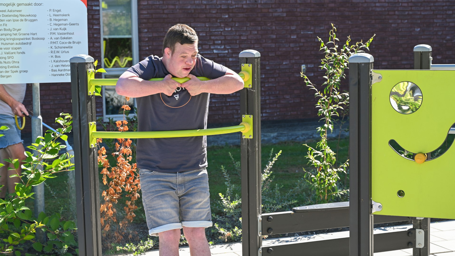 A resident from Ipse de Bruggen using the wheelchair-friendly playground