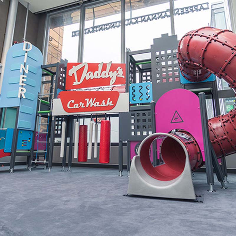 Parque infantil cubierto Daddy's Diner, en el centro comercial Ideapark, Lempäälä Finlandia