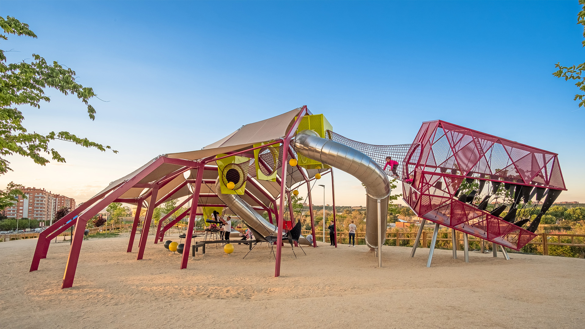 Children playing in a dinosaur playground | Lappset Espana​