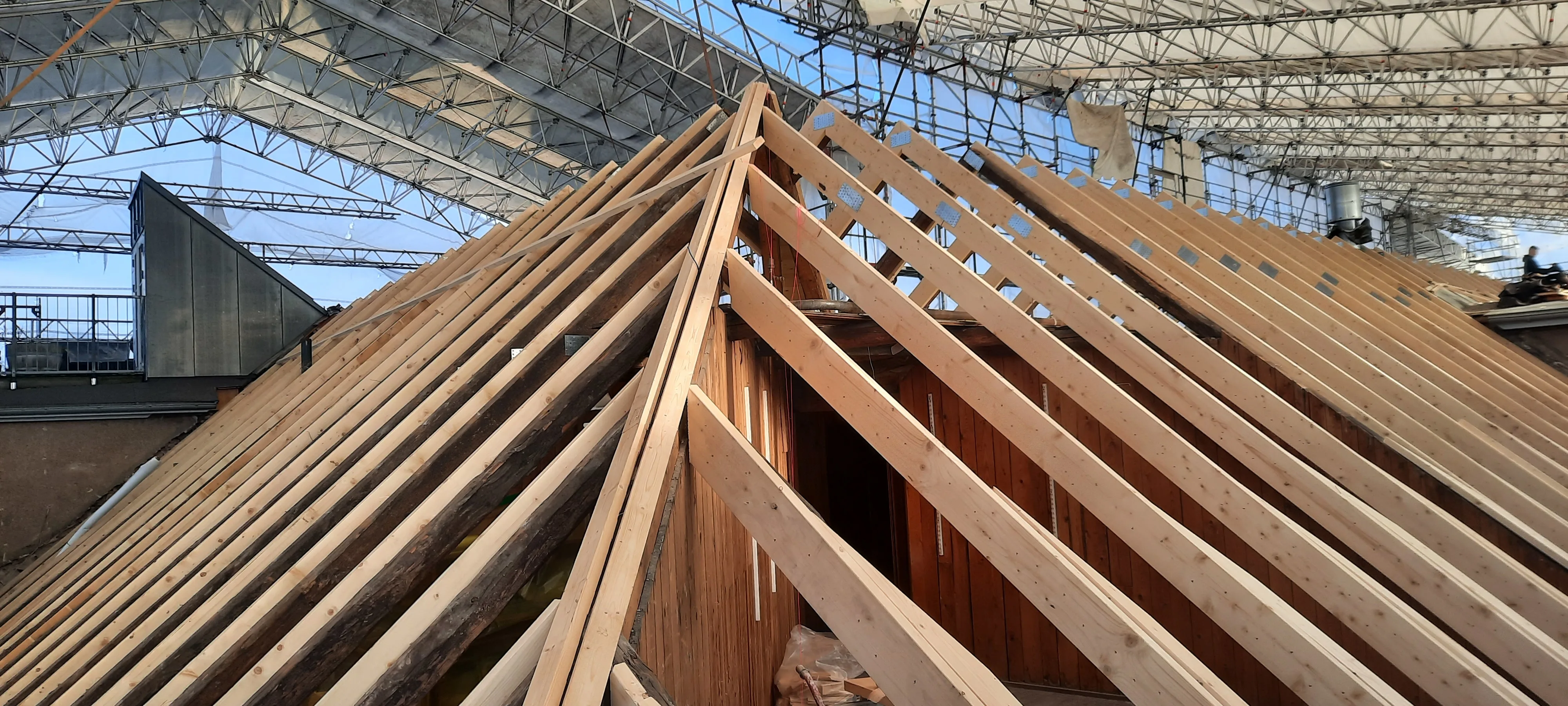 Tagrenovering foto 2