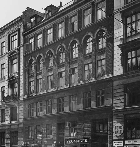 Ejendommen, der nu er renoveret, blev opført i 1878. (Foto: Kbhbilleder.dk)