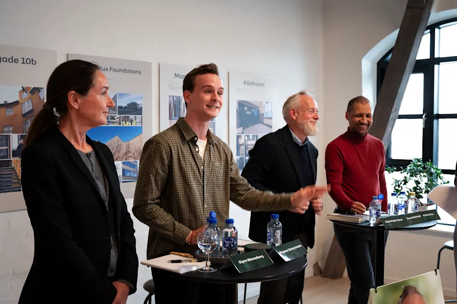 Paneldebat i vores havnelounge