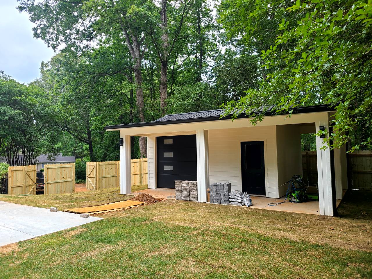 Pool House / Design + Turnkey