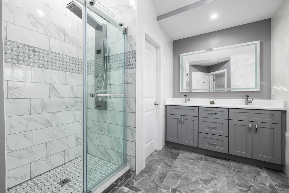 Bathroom renovations Tumb
