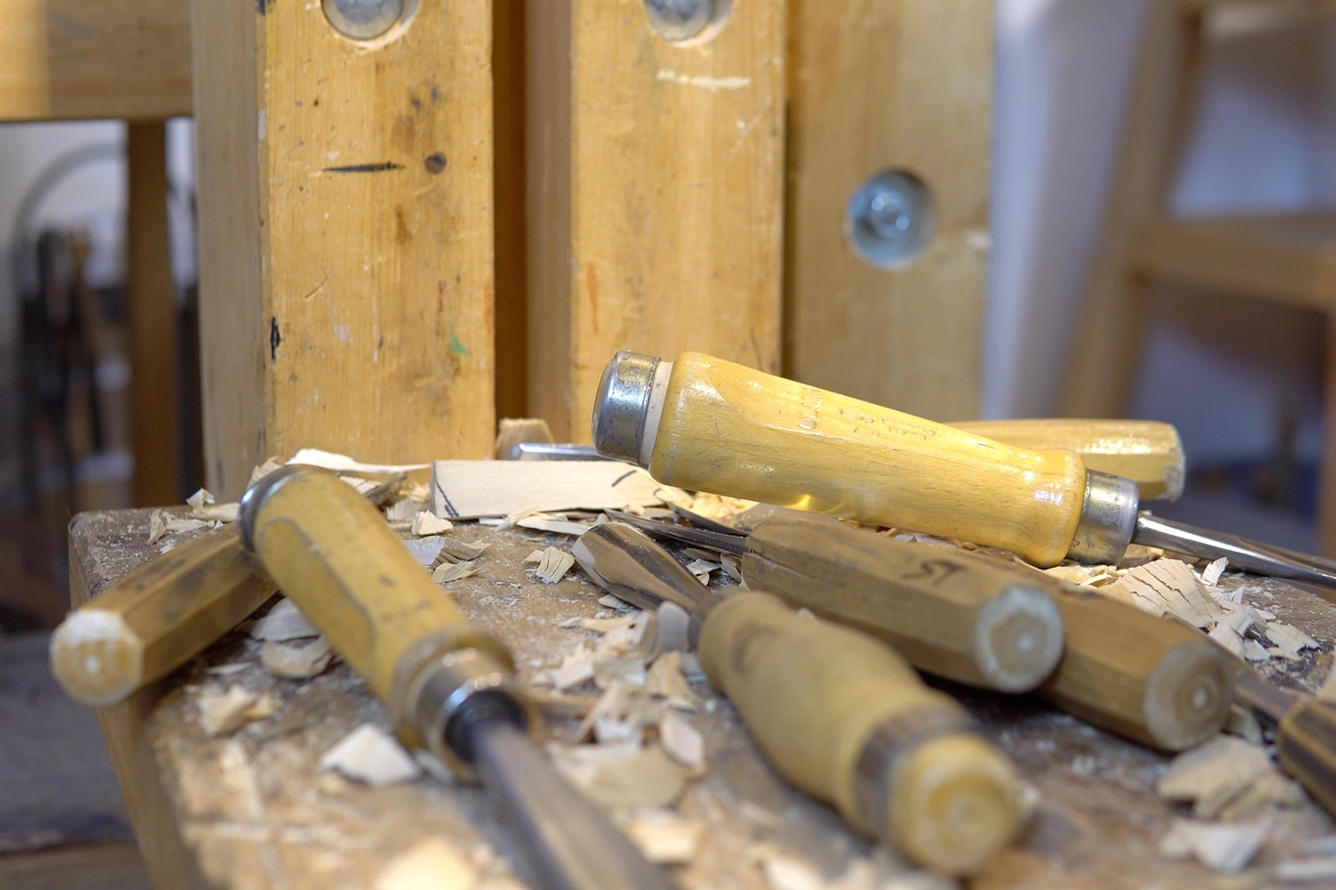 Different tools of a wood carvener.