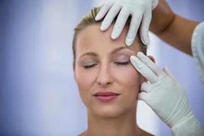 Imagen destacada del post: Brow Lift: Rejuvenecé tu mirada con el levantamiento de cola de cejas
