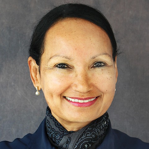 Lisa Newman headshot