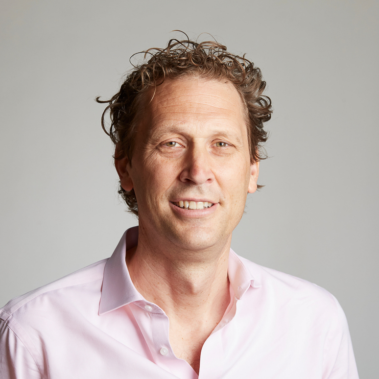 Peter Schmid headshot