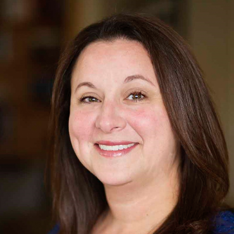 Joanna Morales headshot