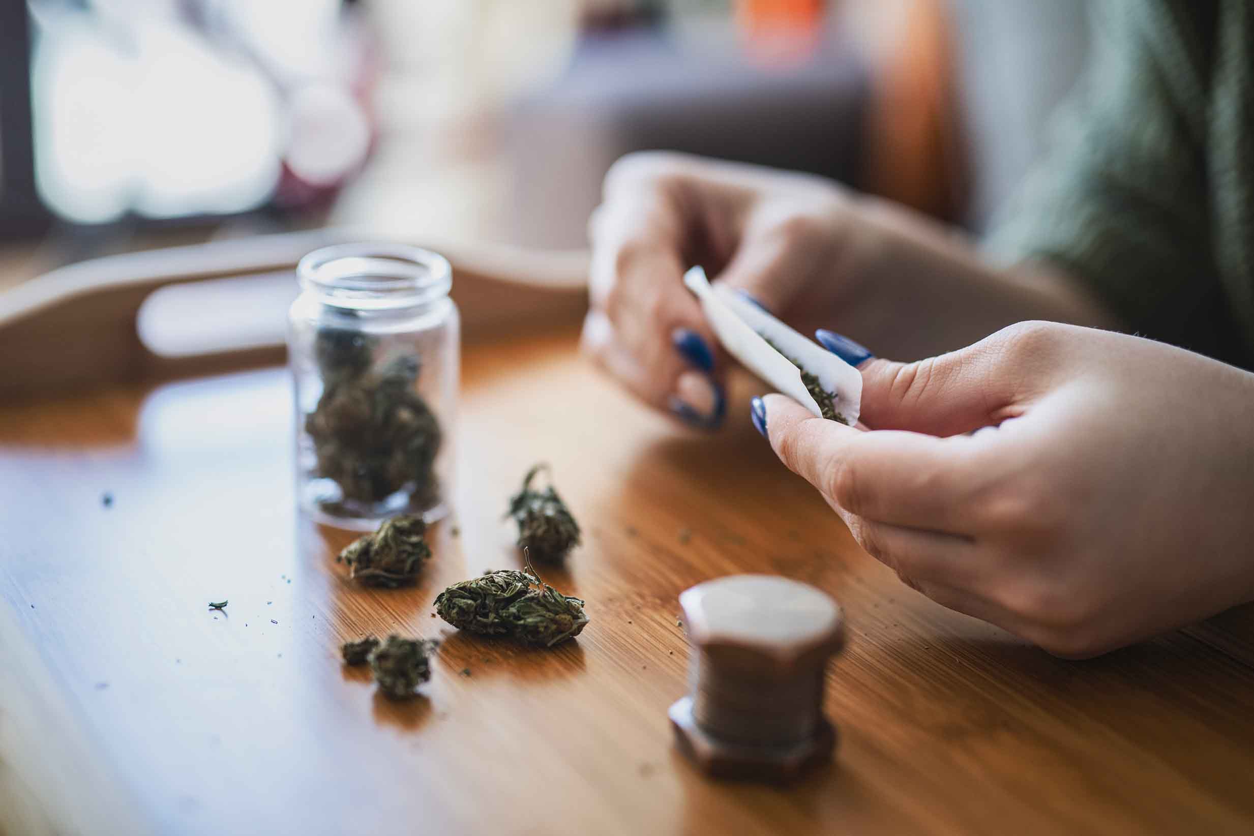 Legal Weed 2466x1644