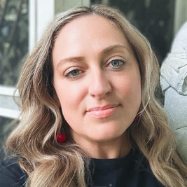 Heidi A Roepke headshot